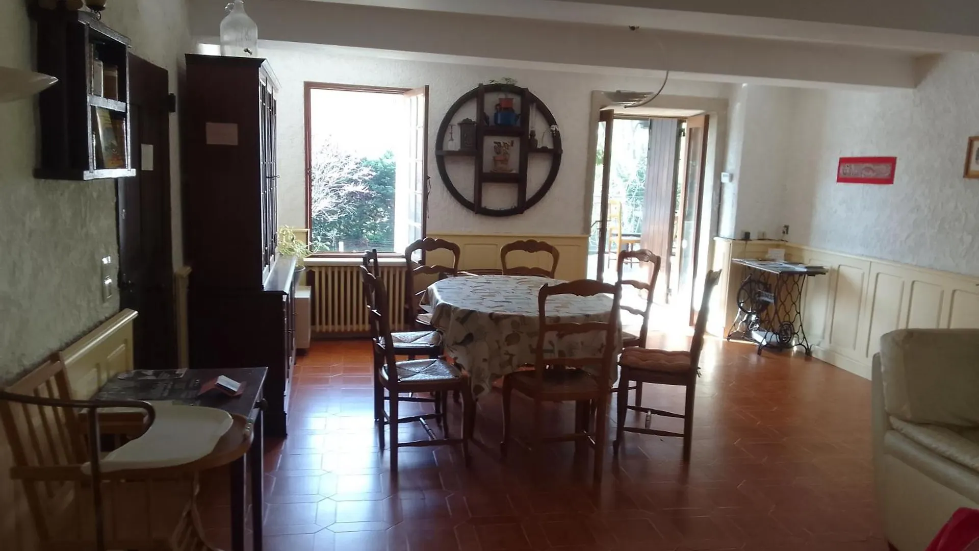 Rum i privatbostad Les Favouilles - Gite & Chambres D Hotes Dauphin